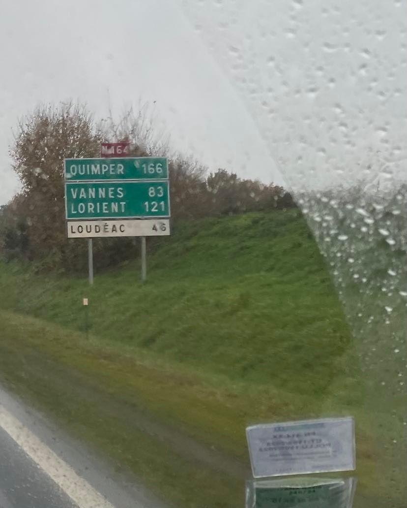 LEON NEIMAD : Direction Vannes